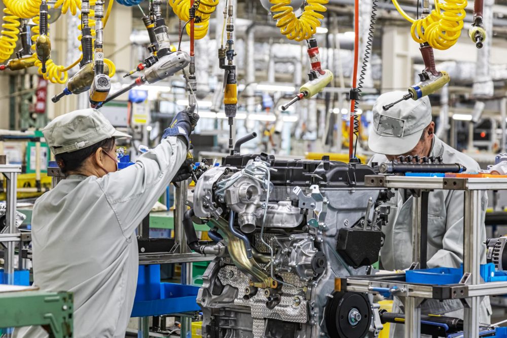 三菱自動車工業株式会社京都製作所工場内写真