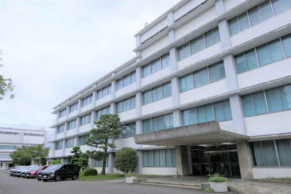 三菱自動車工業株式会社京都製作所 京都工場外観写真